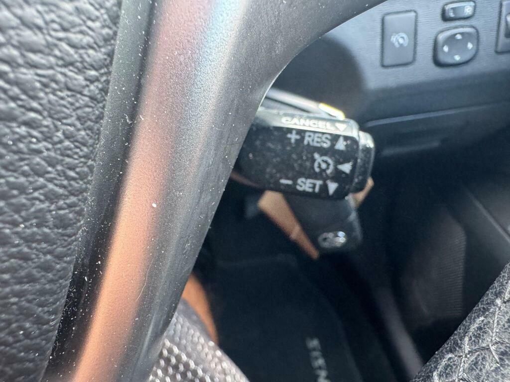 Toyota Avensis Valvematic Active 145 Grey #13