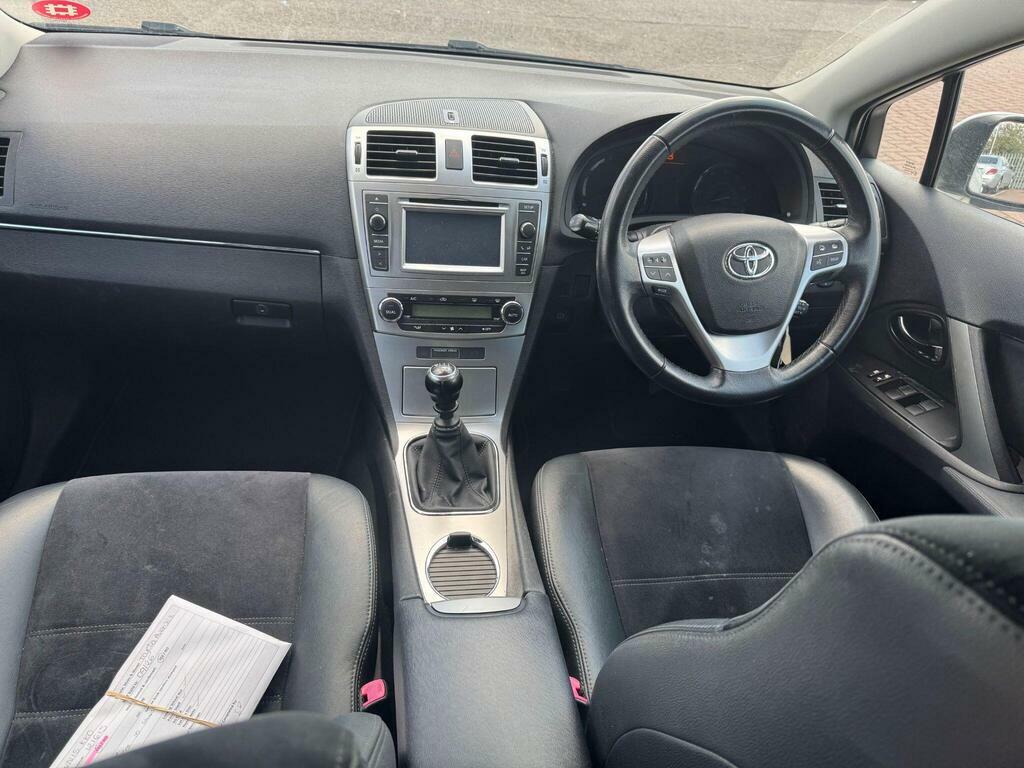 Toyota Avensis Valvematic Active 145 Grey #10