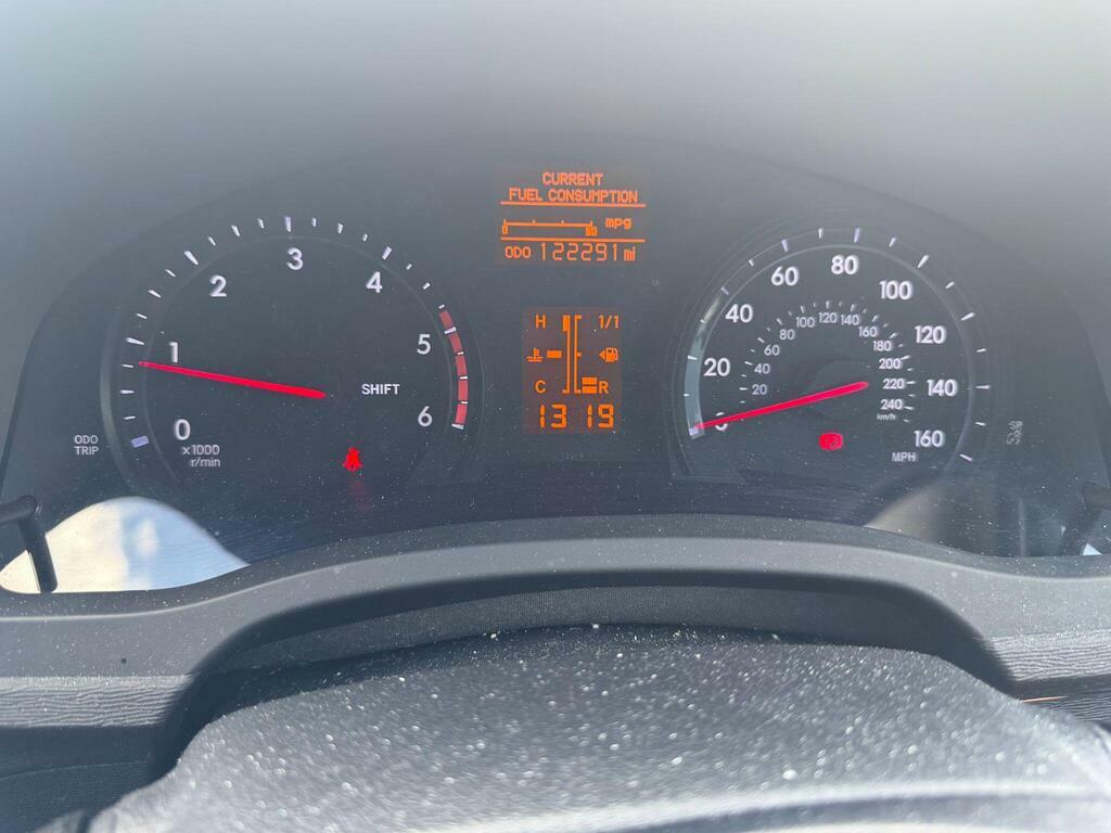 Toyota Avensis Valvematic Active 145 Grey #17