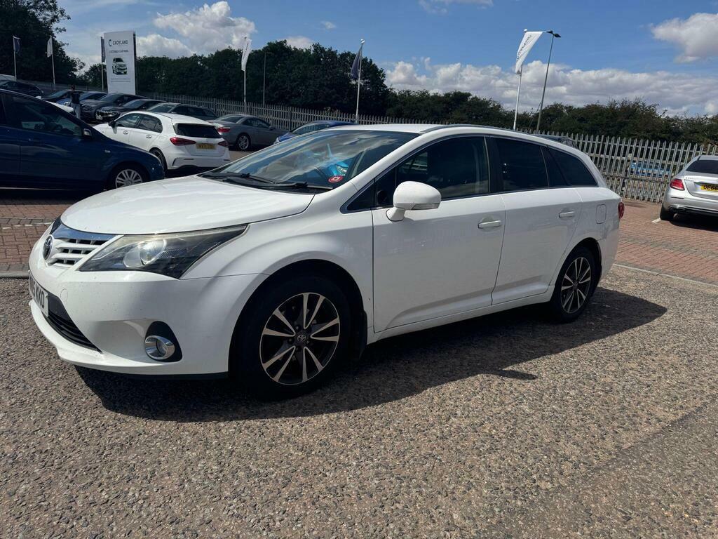 Toyota Avensis 2.0 D-4d Icon Business Edition Tourer Euro 5 White #3
