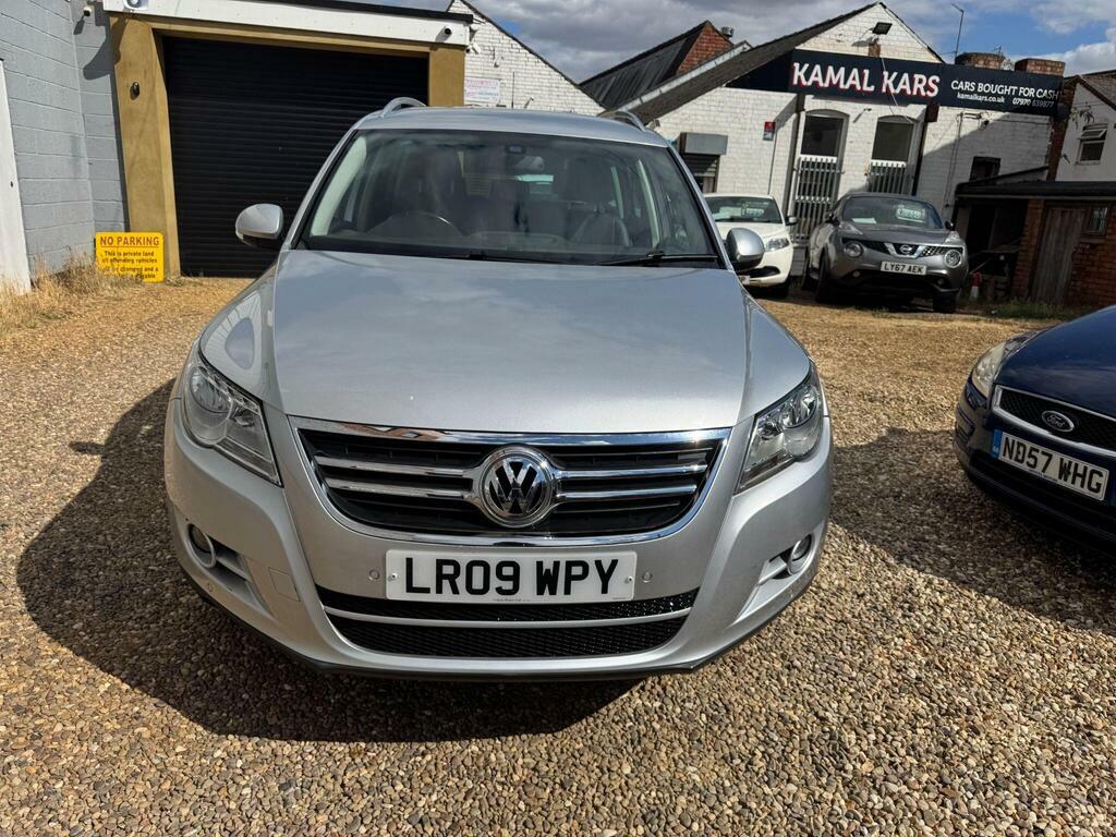 Volkswagen Tiguan 2.0 Tdi Sport 4Wd Euro 4 Silver #2