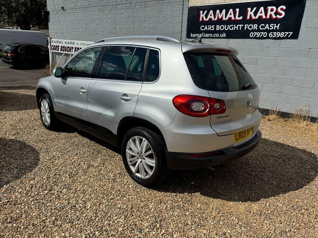 Volkswagen Tiguan 2.0 Tdi Sport 4Wd Euro 4 Silver #4