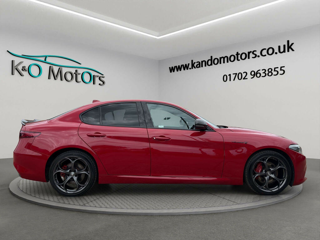Alfa Romeo Giulia 2.0T Veloce Ti Euro 6 Ss MX20NFF Red #3