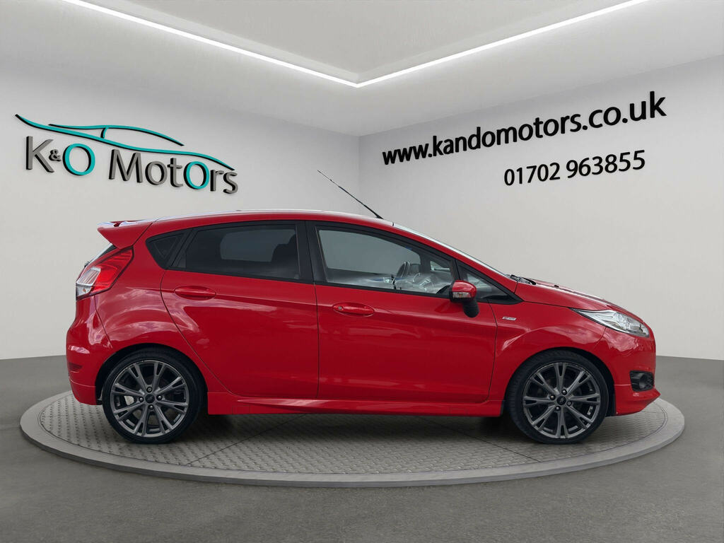Ford Fiesta 1.0T Ecoboost St-line Euro 6 Ss RO17MLU Red #3