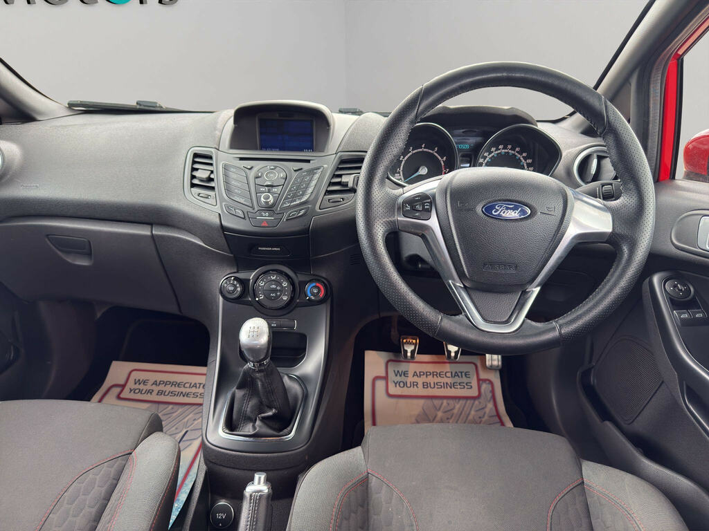 Ford Fiesta 1.0T Ecoboost St-line Euro 6 Ss RO17MLU Red #2