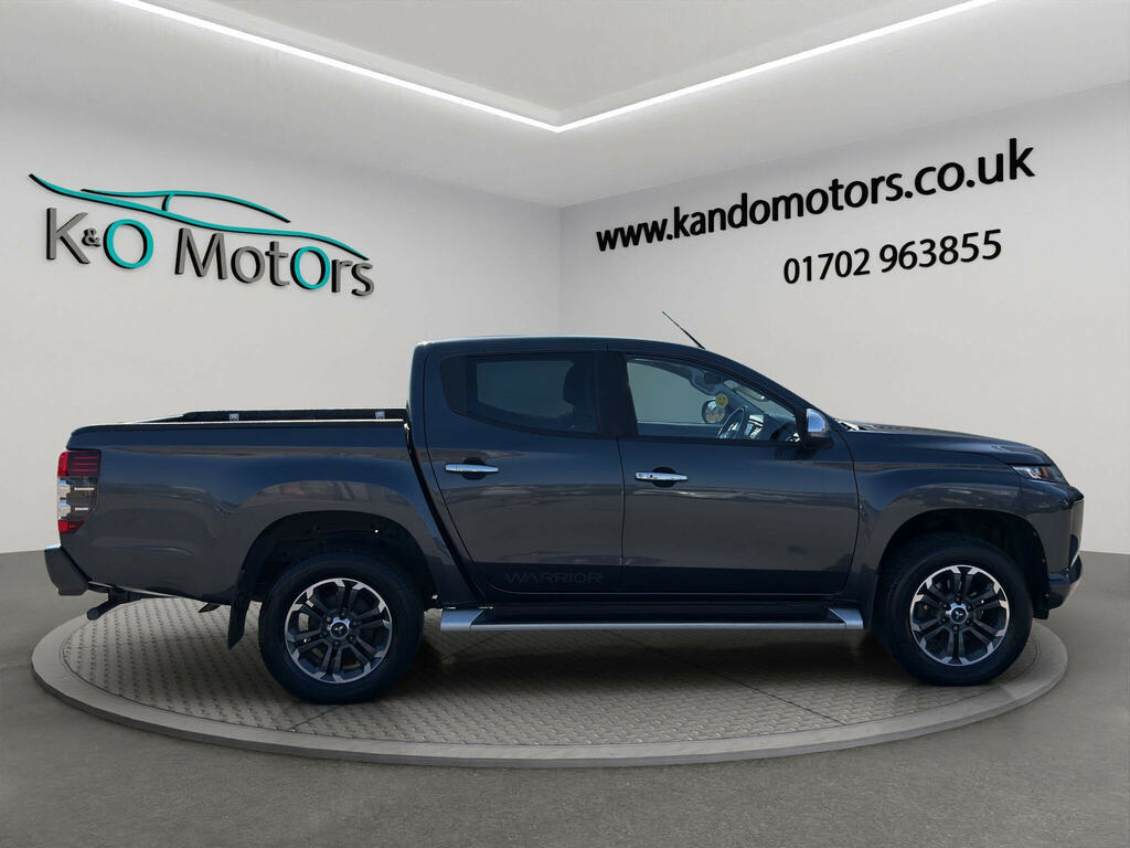 Mitsubishi L200 2.2 Di-d Dc Barbarian Pickup Double Cab Grey #7