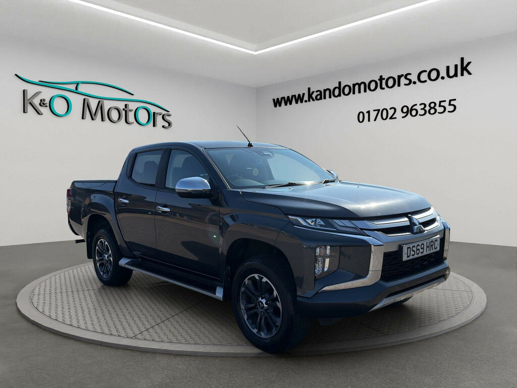 Mitsubishi L200 2.2 Di-d Dc Warrior 4Wd Euro 6 Ss Grey