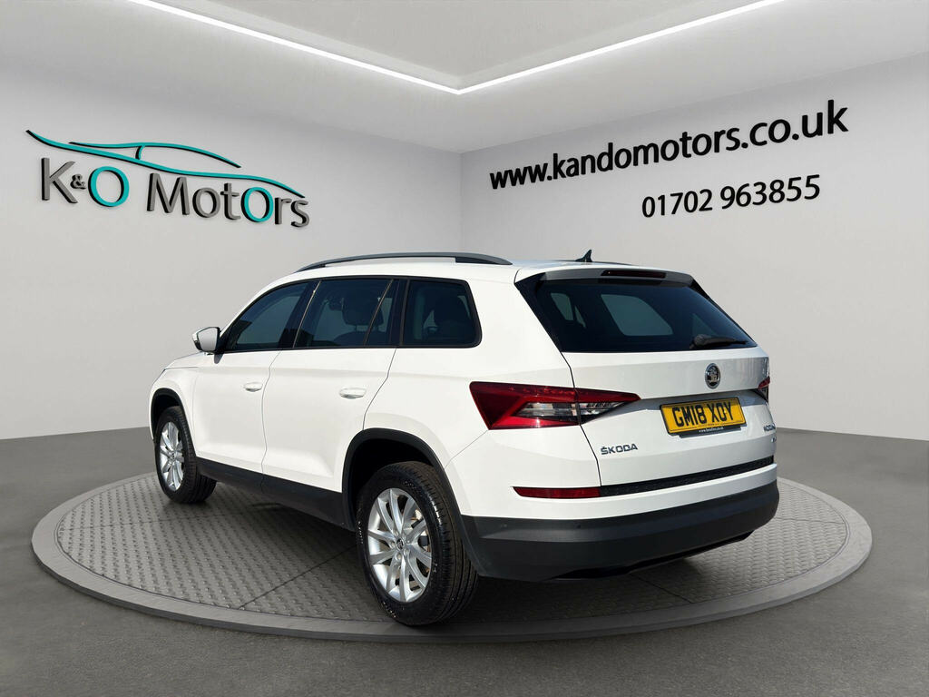 Skoda Kodiaq 2.0 Tdi Se 4Wd Euro 6 Ss 5 Seat White #4