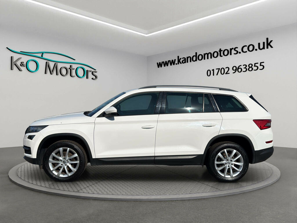 Skoda Kodiaq 2.0 Tdi Se 4Wd Euro 6 Ss 5 Seat White #3