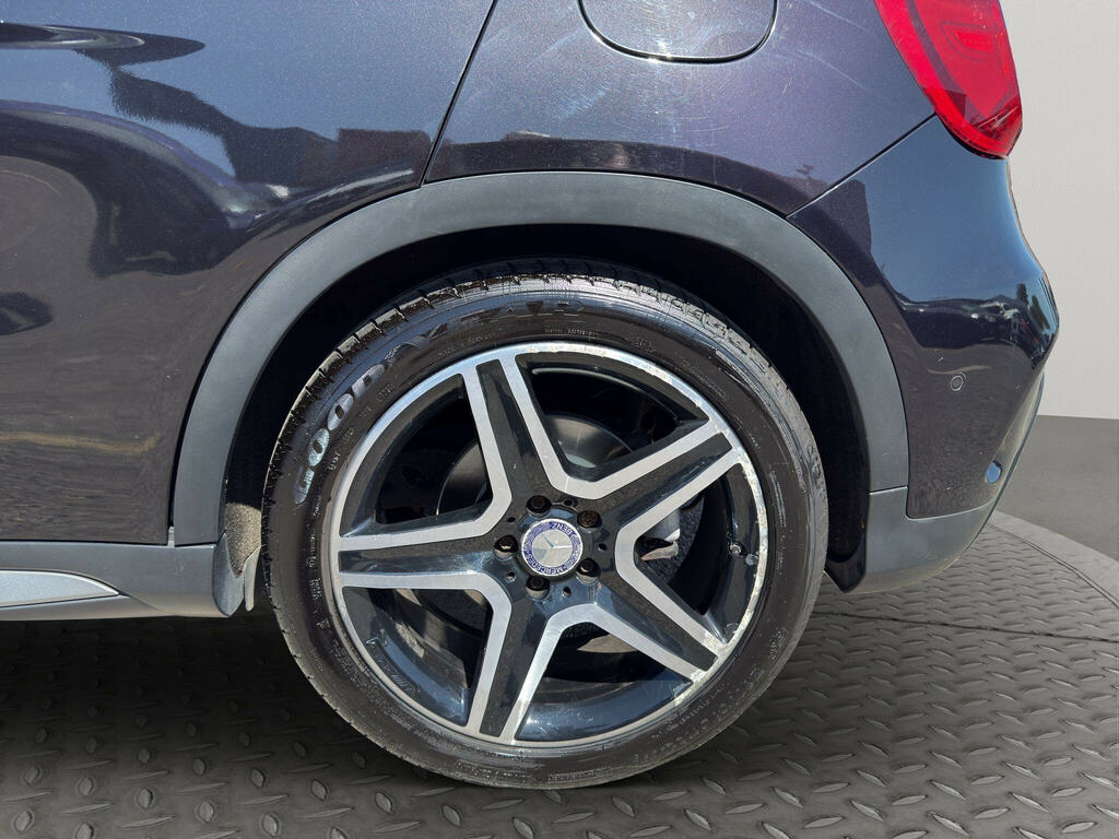 Mercedes-Benz GLA Class 2.1 Gla220 Cdi 4Matic Amg Line Premium 168 Bhp Black #46