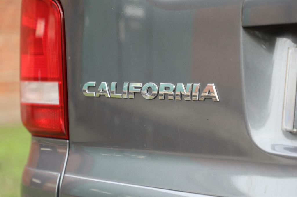 Volkswagen California 2.0 Tdi Beach Camper 7 Seater Mpv Manua Silver #15