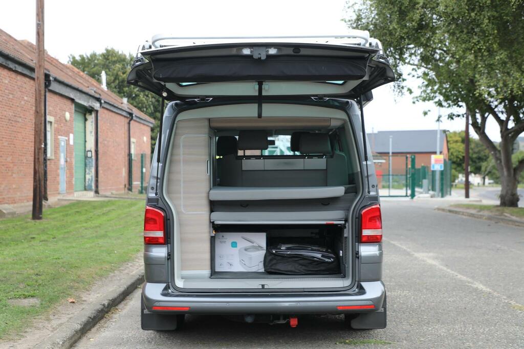 Volkswagen California 2.0 Tdi Beach Camper 7 Seater Mpv Manua Silver #17