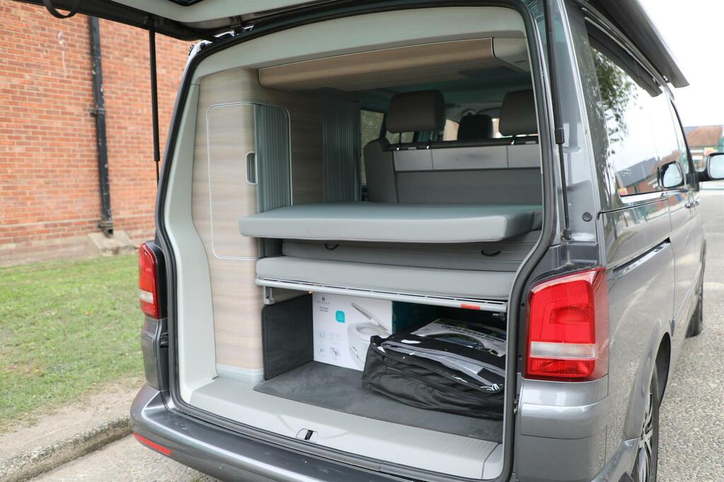Volkswagen California 2.0 Tdi Beach Camper 7 Seater Mpv Manua Silver #18