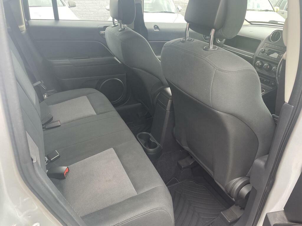 Jeep Patriot 2.4 Sport Suv 4X4 196 Gkm, 168 Green #8
