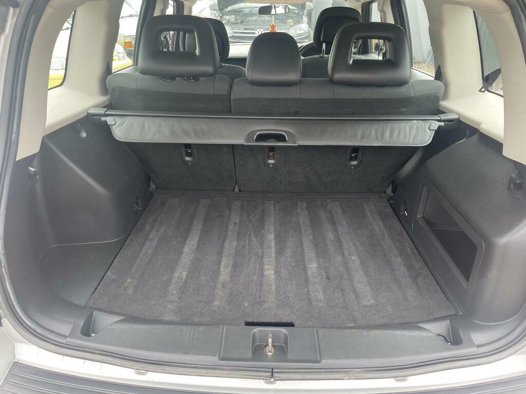 Jeep Patriot 2.4 Sport Suv 4X4 196 Gkm, 168 Green #11