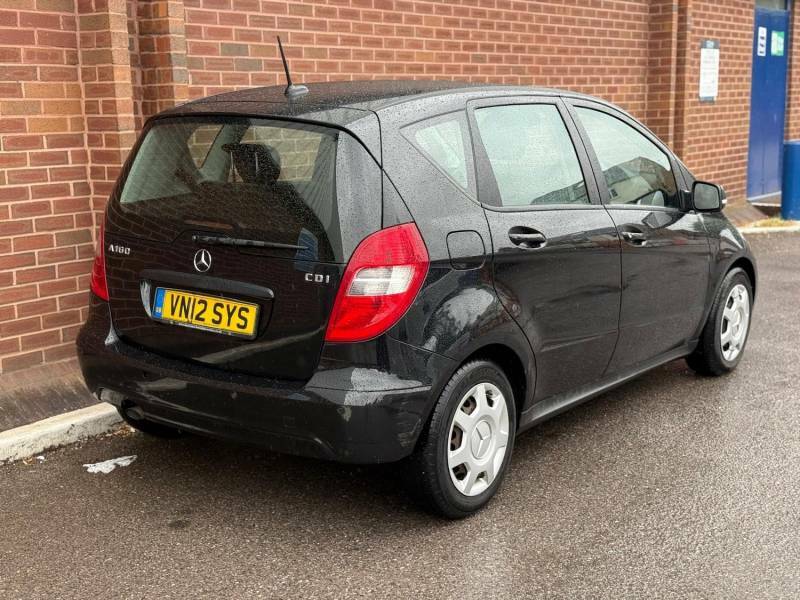 Mercedes-Benz A Class A160 Cdi Blueefficiency Classic Se - 2012 12 VN12SYS Black #5