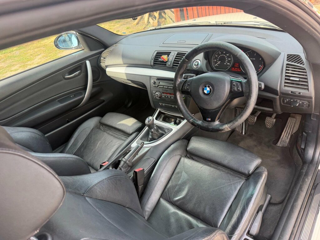 BMW 1 Series 2.0 118D M Sport Euro 4 White #6