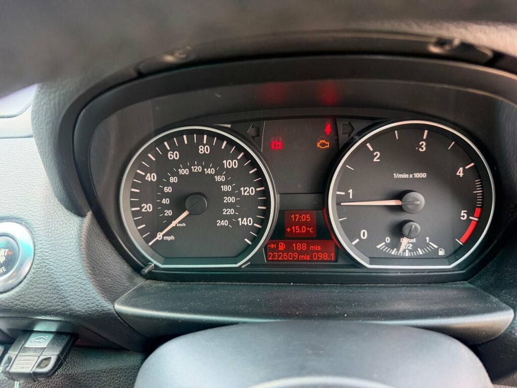 BMW 1 Series 118I Se Silver #9