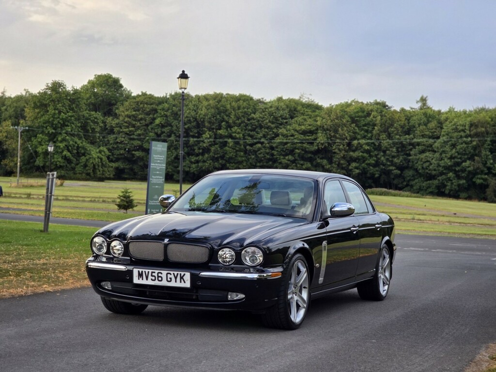 Jaguar XJR 4.2 V8 Portfolio Black #6