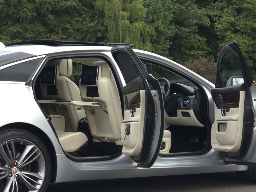 Jaguar XJ 3.0 D V6 Silver #2