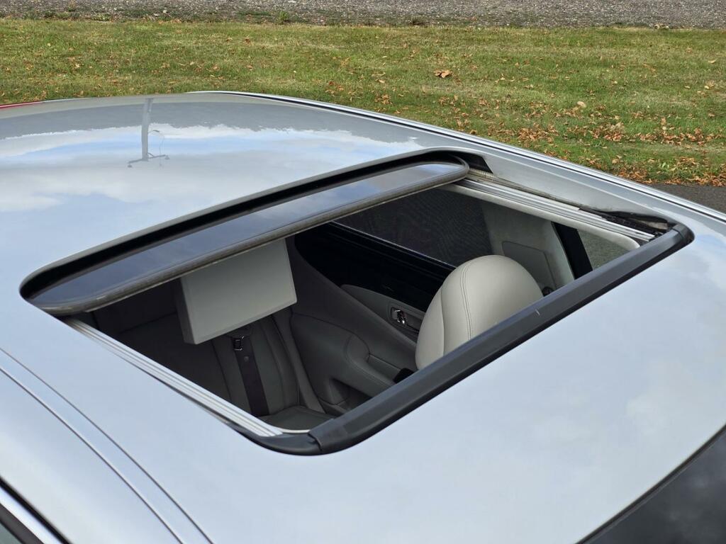 Lexus LS  Silver #33