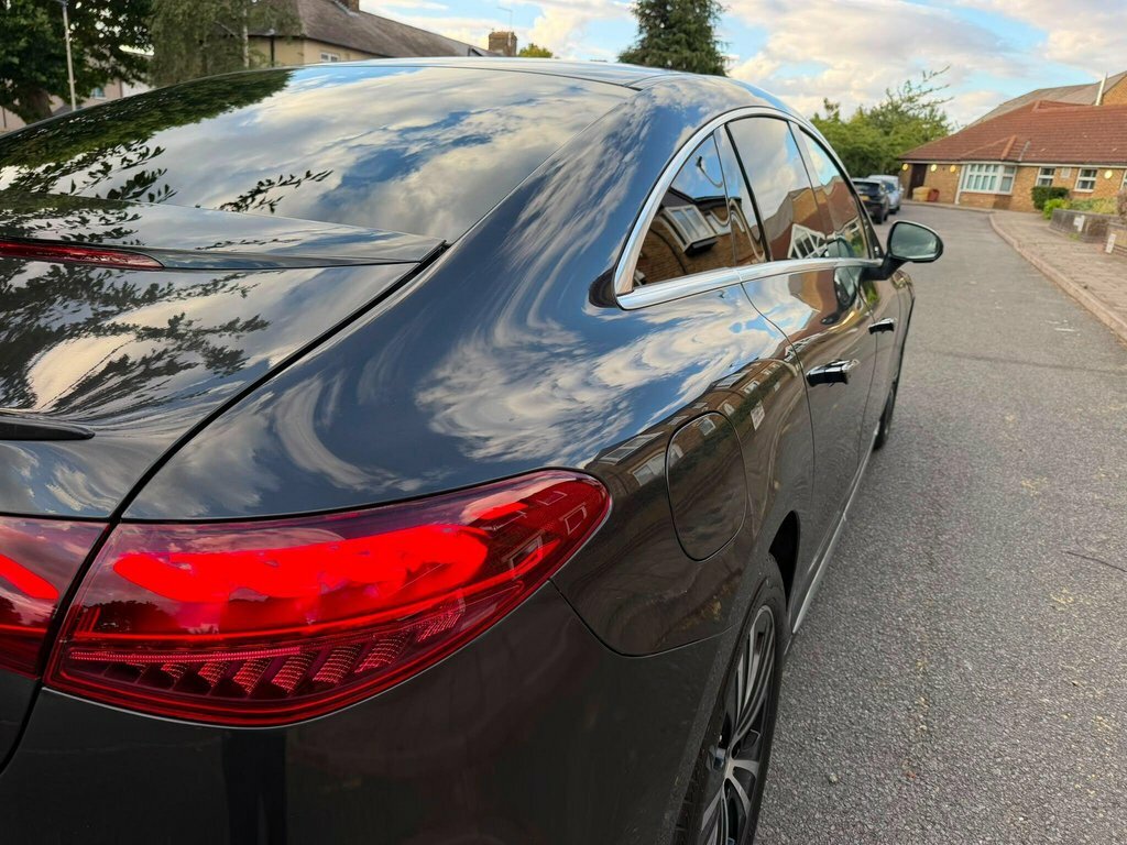 Mercedes-Benz EQE Amg Line Night Edition Grey #9