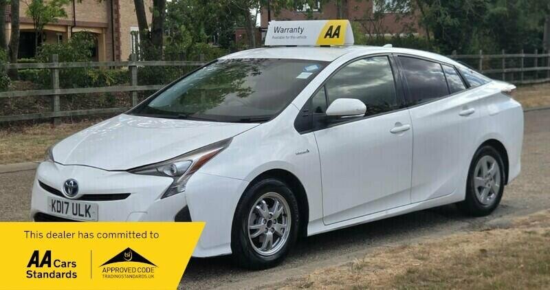 Toyota Prius 1.8 Hybrid Pco Imp White #4