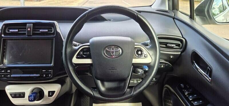 Toyota Prius Vvt-i T3 Silver #12
