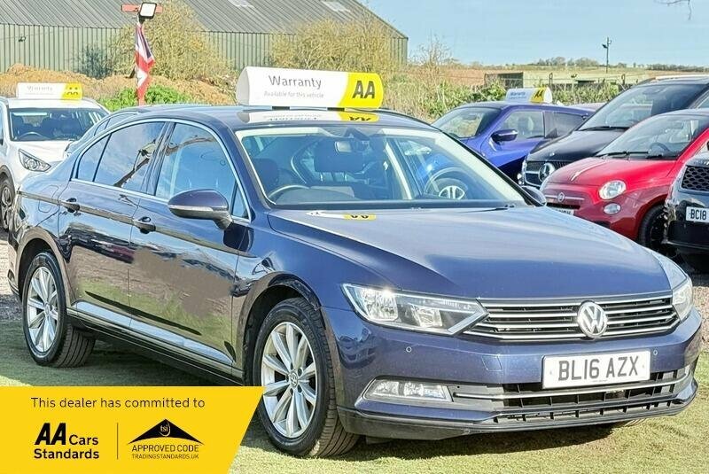 Volkswagen Passat 2.0 Tdi Bluemotion Tech Se Business Dsg Euro 6 S Blue