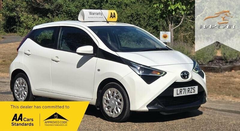 Toyota Aygo 1.0 Vvt-i X-play Hatchback Euro White