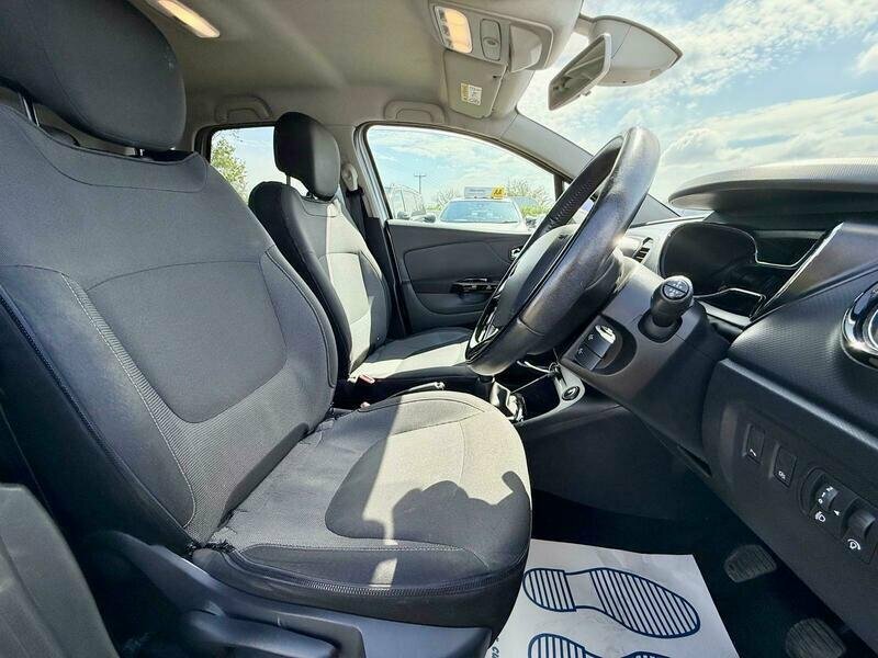 Renault Captur Suv 0.9 Tce Energy Dynamique Medianav Euro 5 Ss White #16