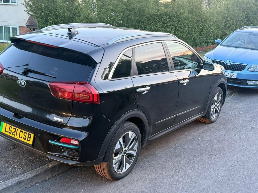 Kia e-Niro 64Kwh 3 Black #4