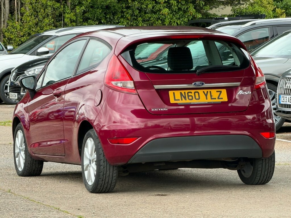 Ford Fiesta Fiesta Titanium Individual Red #3