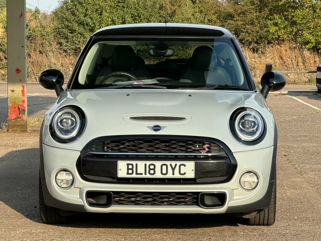 Mini Hatch 2L Cooper S BL18OYC Silver #2