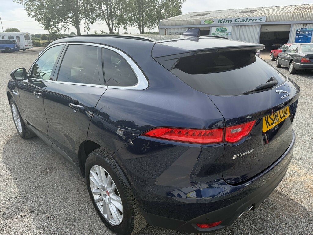 Jaguar F-Pace 2.0 D180 Portfolio Blue #5