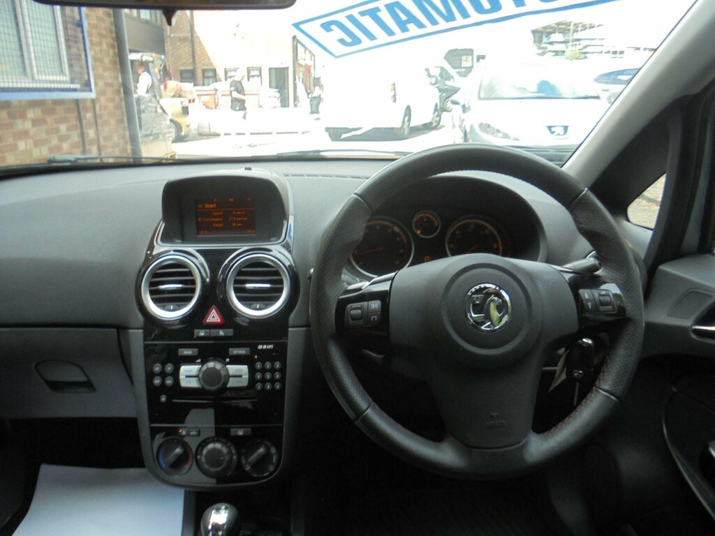 Vauxhall Corsa 1.2 16V Limited Edition Hatchback Manua White #11