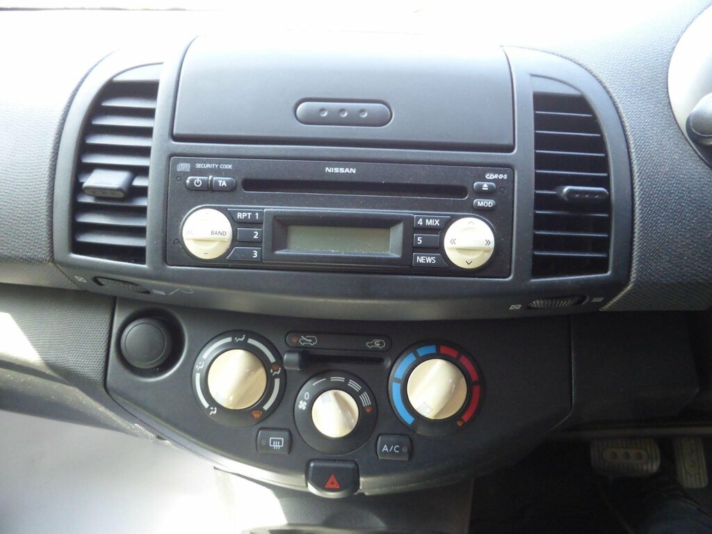 Nissan Micra Hatchback 1.2 16V Activ Black 200756 Blue #12