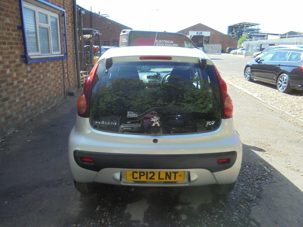 Peugeot 107 1.0 12V Active Euro 5 Silver #6