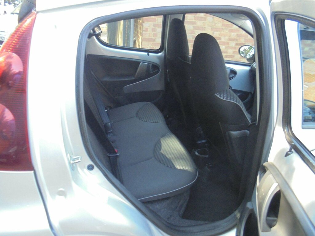 Peugeot 107 1.0 12V Active Hatchback Euro 5 Purple #16