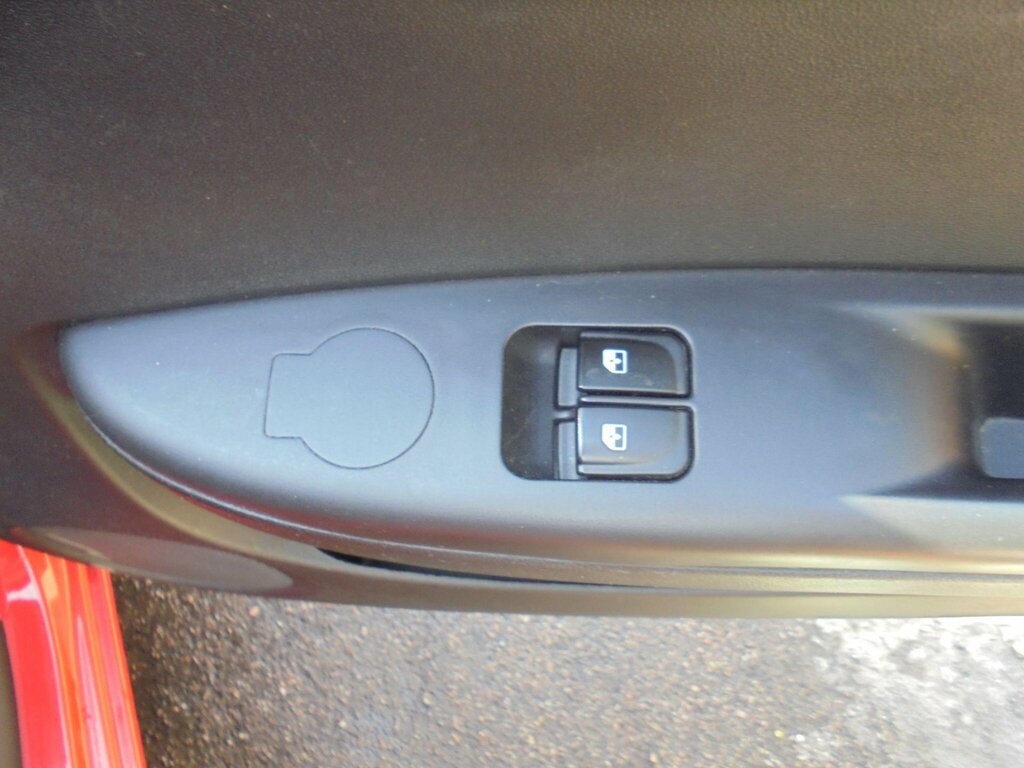 Hyundai I20 1.2 Comfort Hatchback Euro 4 77 Red #13