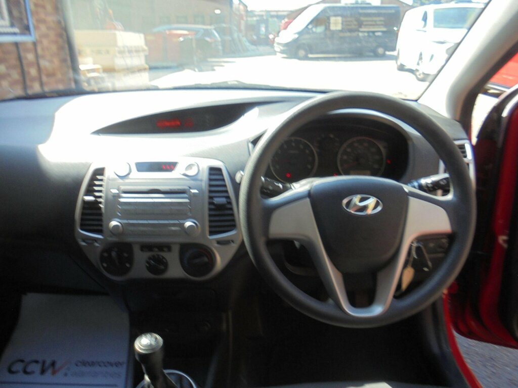 Hyundai I20 1.2 Comfort Hatchback Euro 4 77 Red #14