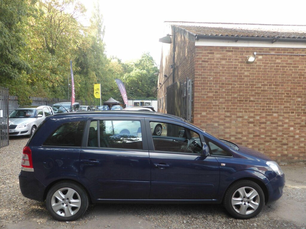 Vauxhall Zafira 1.6 16V Exclusiv Euro 5 Blue #3