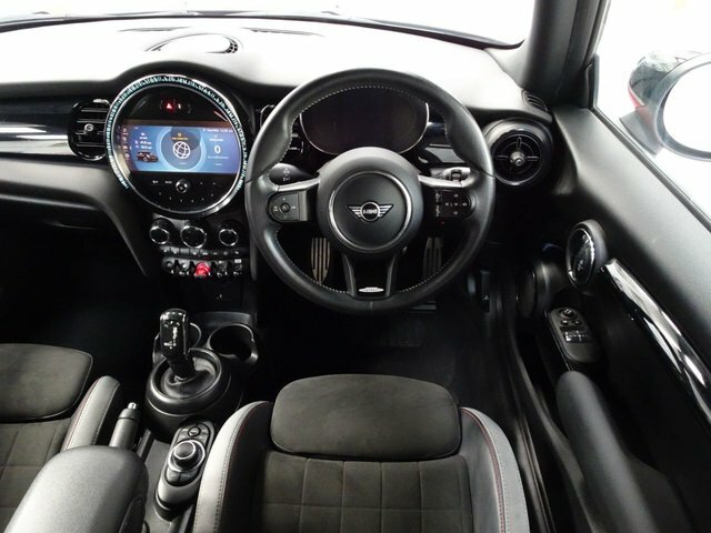Mini Hatch 1.5 Cooper Sport Hatchback Steptronic E LP72XHG Red #6