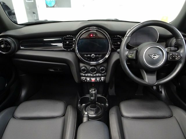 Mini Convertible 1.5 Cooper Classic Convertible Steptron Black #2