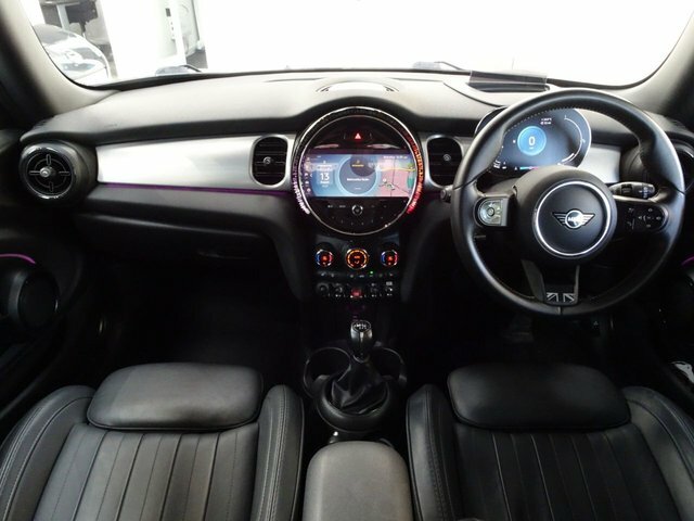Mini Hatch 1.5 Cooper Exclusive Hatchback E FH21ABN Grey #2