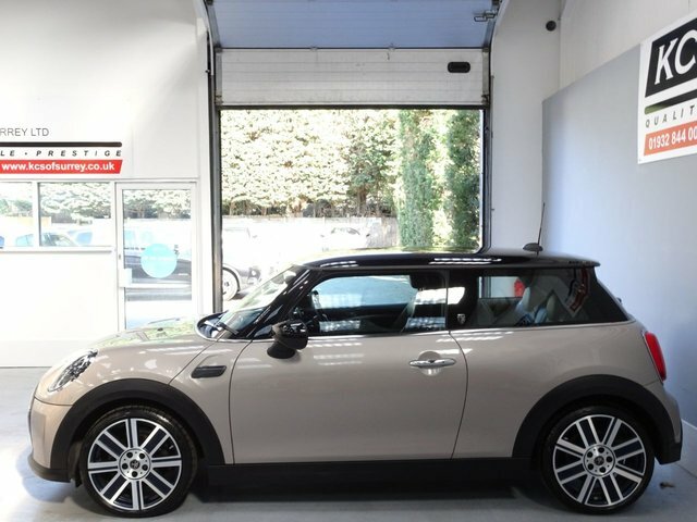 Mini Hatch 1.5 Cooper Exclusive Hatchback E FH21ABN Grey #3