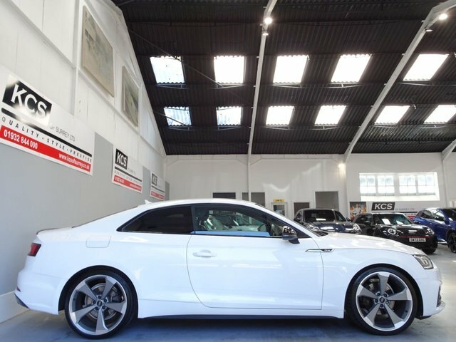 Audi A5 2.0 Tfsi 40 Black Edition Coupe S Troni Black #3