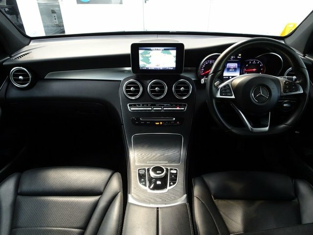 Mercedes-Benz GLC Class 2.0 Glc250 Amg Line Premium Suv G-tro Black #2