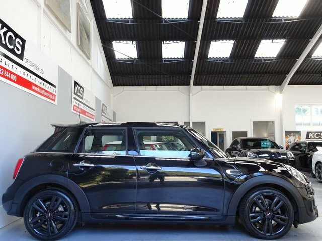 Mini Hatch 1.5 Cooper Sport Hatchback Euro Black #3