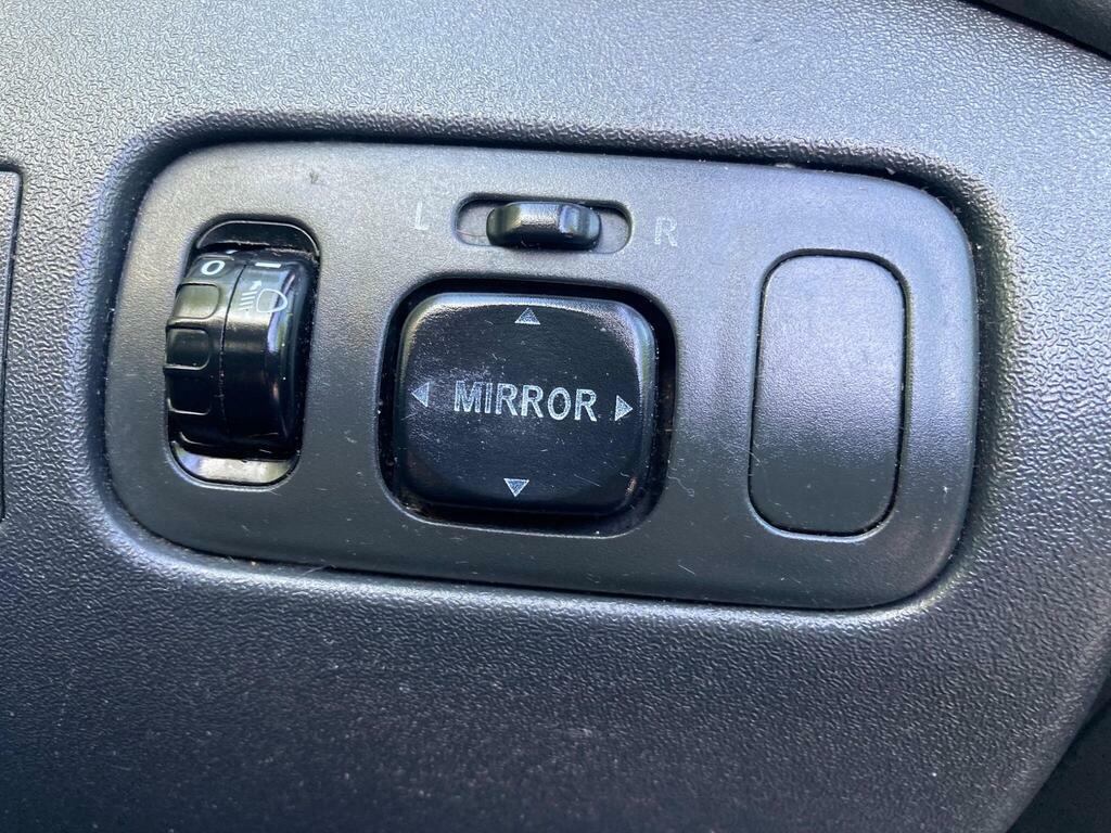 Toyota Yaris Vvt-i T2  #29